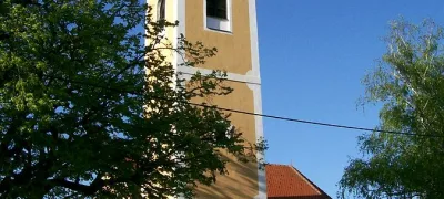 Sveta Nedjelja przy skałach