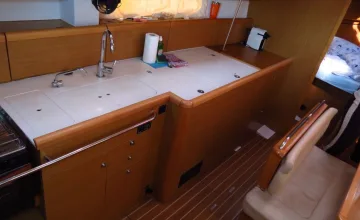 Sun Odyssey 44i (jeanneau) — zdjęcie 2