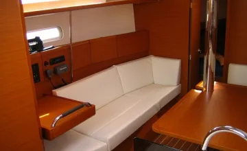Sun Odyssey 379 (jeanneau) — zdjęcie 3