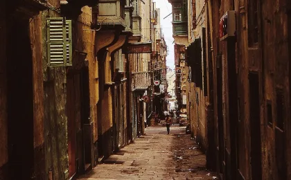 Strait Street – zdjęcie 4