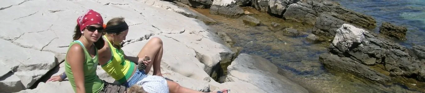 Zdjęcie Prywatny wypoczynek na plaży Portić