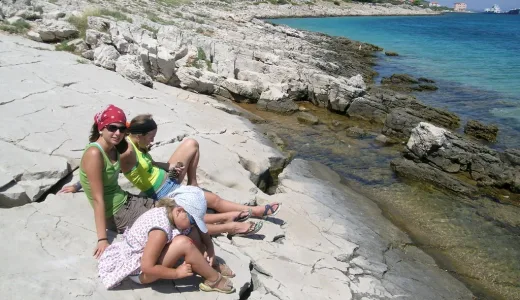 Prywatny wypoczynek na plaży Portić