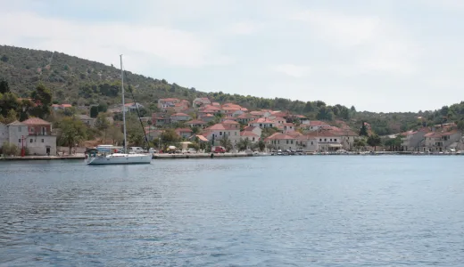 Drvenik