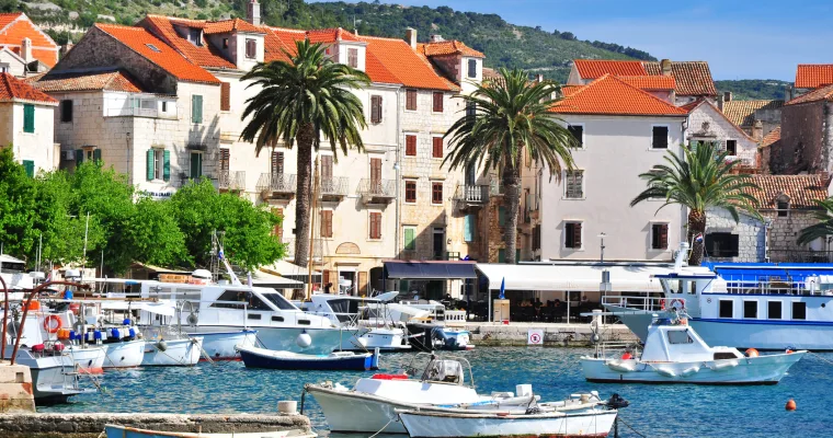 Rejs wakacyjny Vis - Hvar - Brac - Stari Grad - Solta 7 dni Bavaria 46 Cruiser