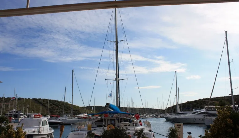Zdjęcie Restauracja przy marinie