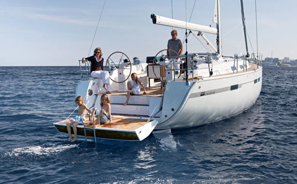 Bavaria 45 — zdjęcie 1
