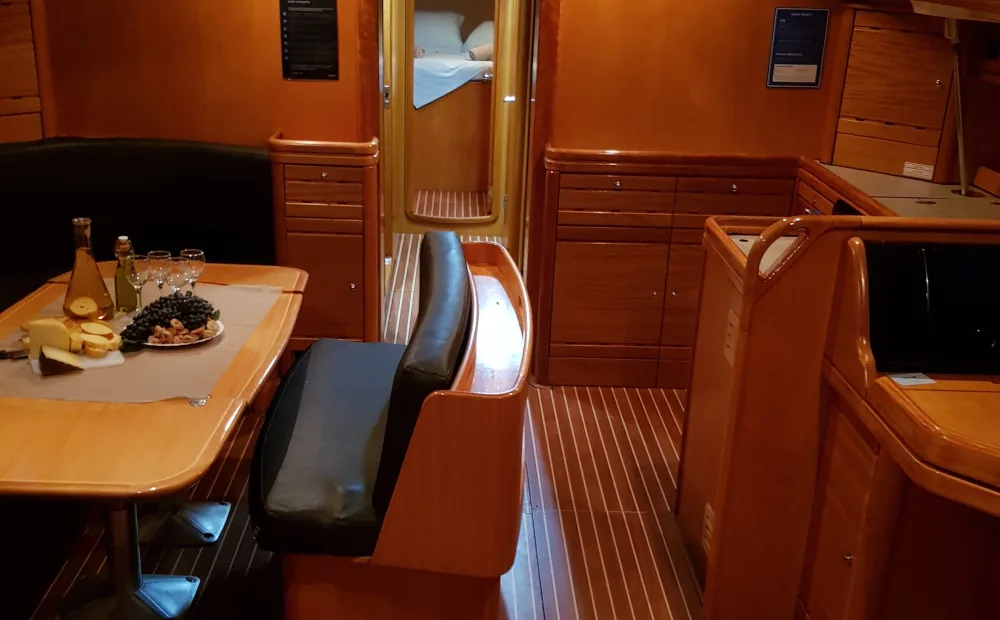 Bavaria Cruiser 50 — zdjęcie 1