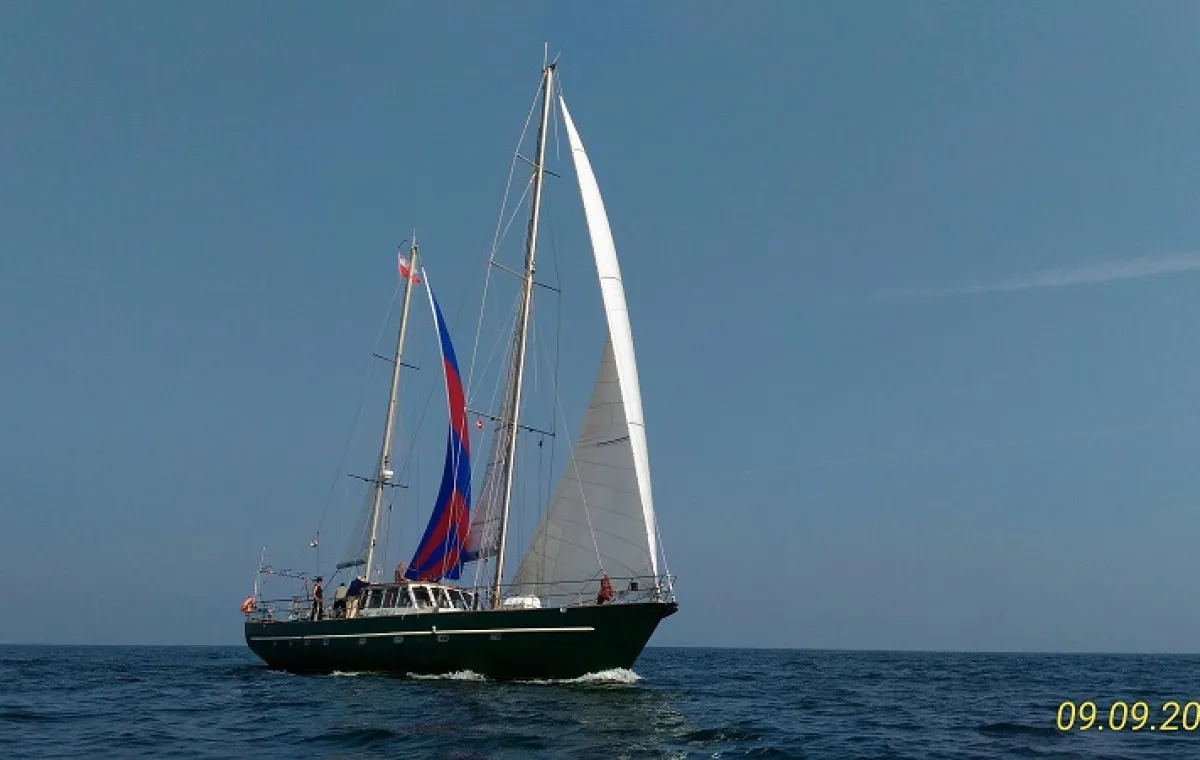 Żeglujemy i zwiedzamy Islandię i Wyspy Owcze