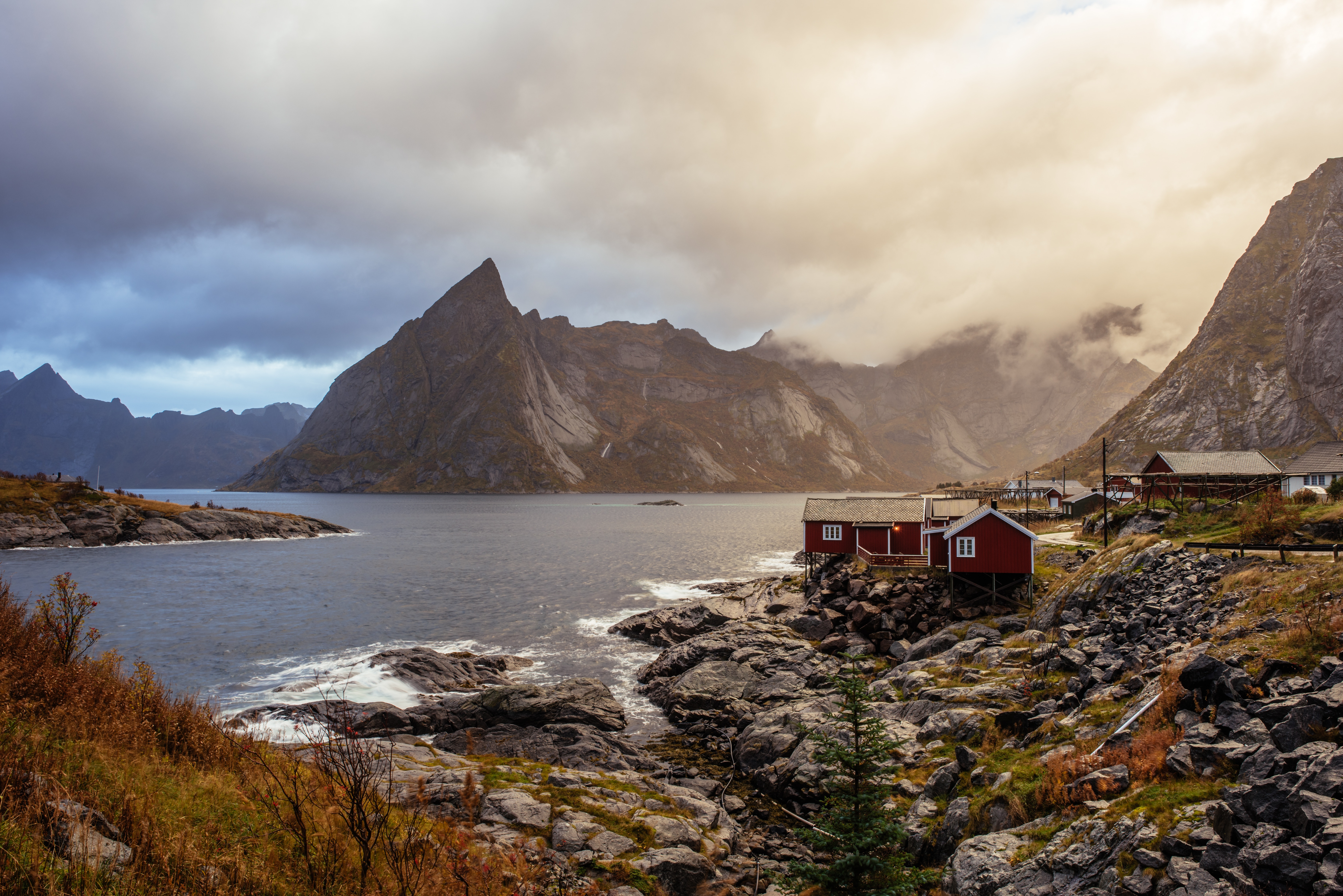 Lofoty – eksploracja archipelagu i poszukiwanie zorzy polarnej Tromsø - Lofoty - Tromsø 7 dni S/y Bara - Bara
