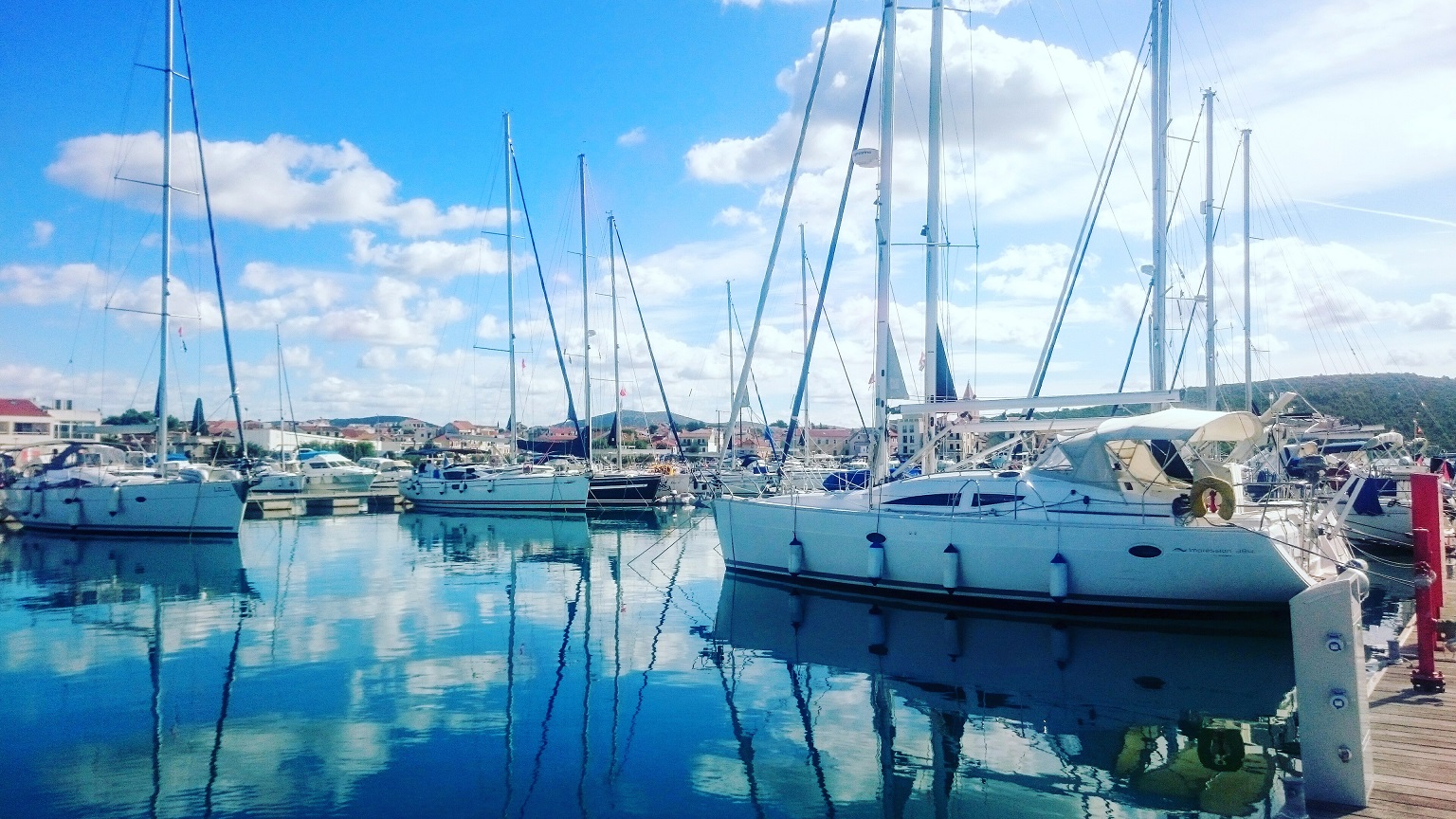 Rejs One Way: Pirovac - Trogir