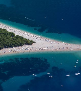 Zdjęcie z rejsu żeglarskiego Milna (Brac): Wypoczynek na plażach