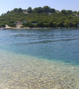 Zdjęcie z rejsu żeglarskiego Vela Luka (Korcula): Plaże na wyspie Korcula