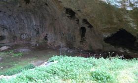 Zdjęcie z rejsu żeglarskiego Vela Luka (Korcula): Zwiedzanie jaskini Vela Spila