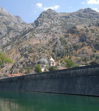 Zdjęcie z rejsu żeglarskiego Kotor: Mury obronne miasta Kotor