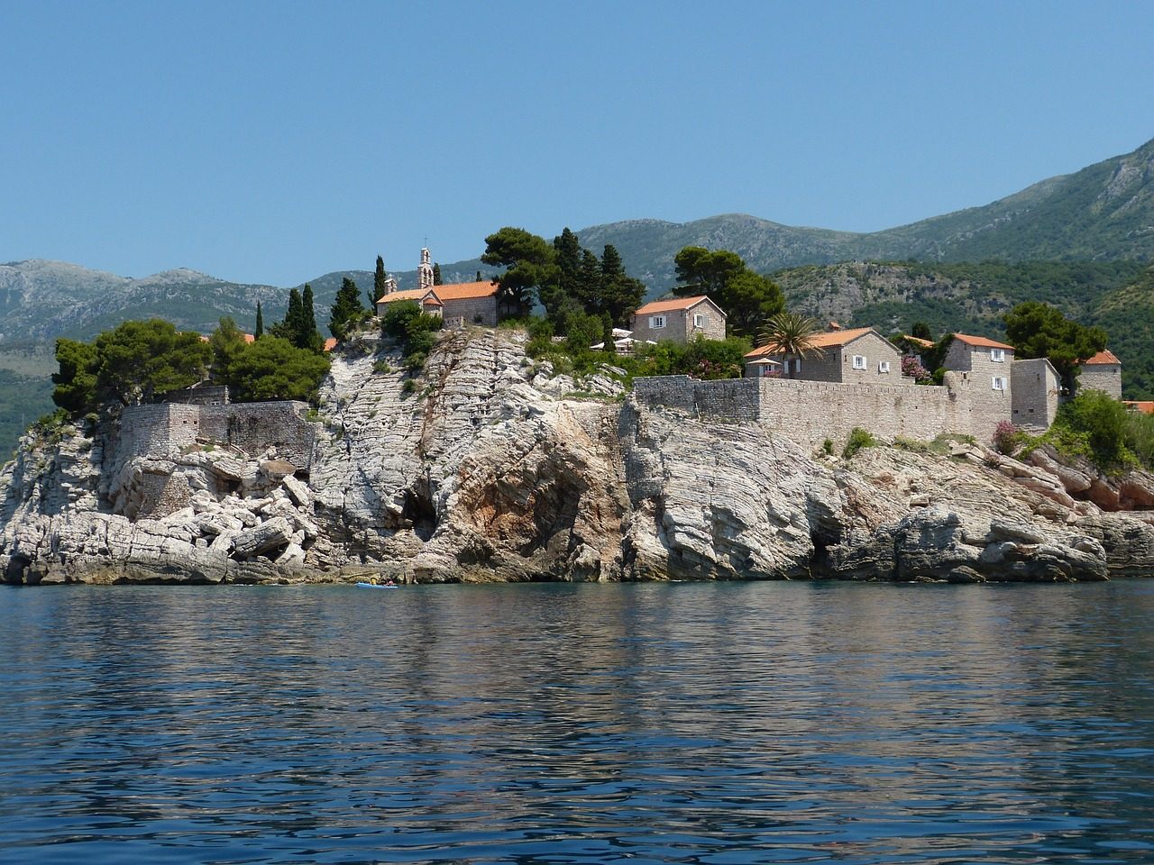 budva-823410_1280.jpg