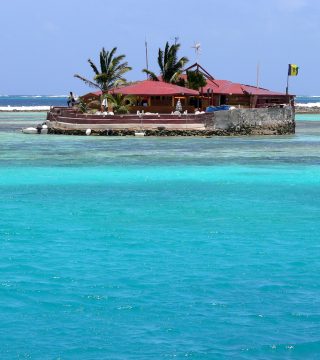 Zdjęcie z rejsu żeglarskiego Clifton na Union Island: Happy Island