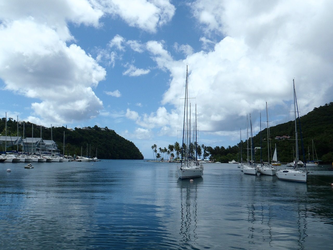 saint-lucia-848037_1280.jpg