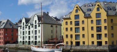 alesund-789337_1280.jpg