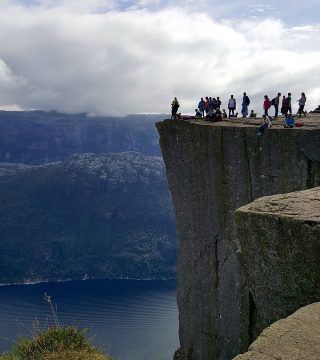 Zdjęcie z rejsu żeglarskiego Lysefjorden