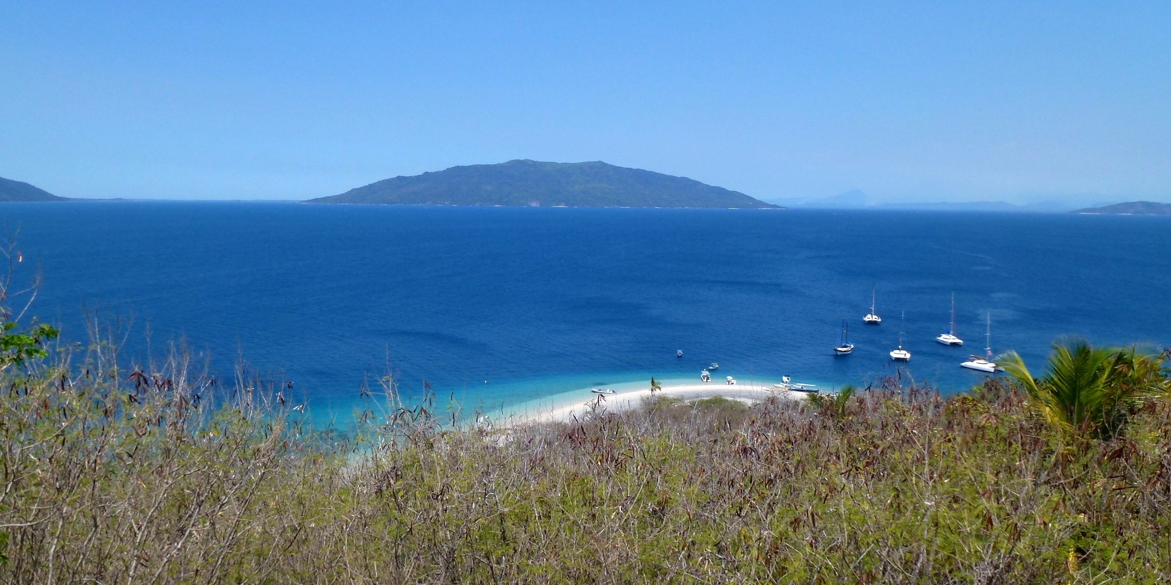 View_Nosy_Komba_from_Nosy_Tanikely_Madagascar_-_panoramio.jpg