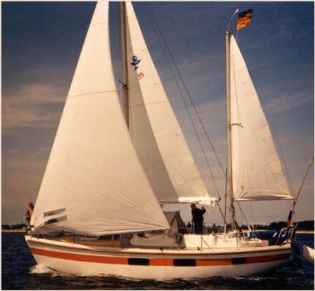 Coronado 35