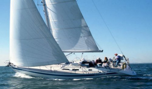 Sweden Yachts 390