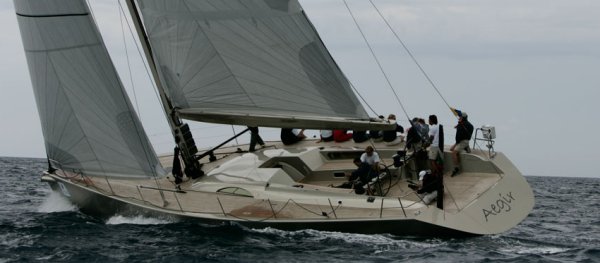 Maxi Dolphin 65